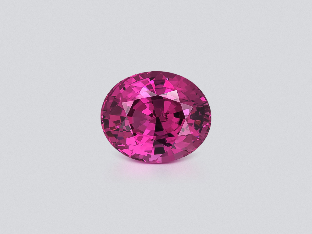 Rhodolith granat oval geschliffener, leuchtend rosa 4,34 karat,Tansania Image №1