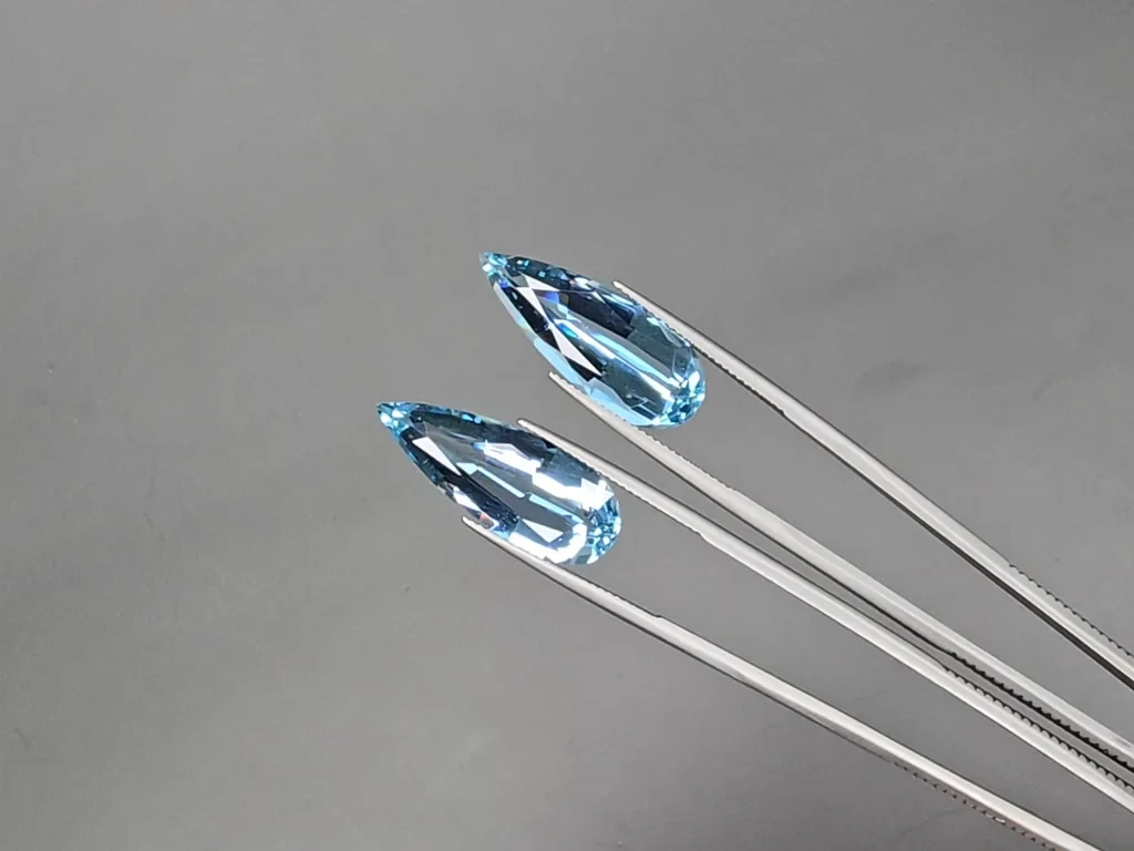 Une paire d'aigues-marines taille poire de 15,80 carats, Madagascar Image №6
