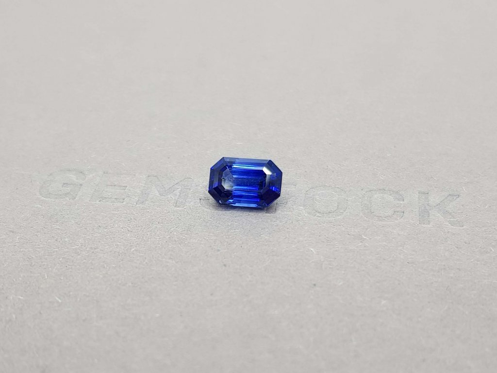 Octagon cut sapphire from Sri Lanka 2.20 ct Image №3