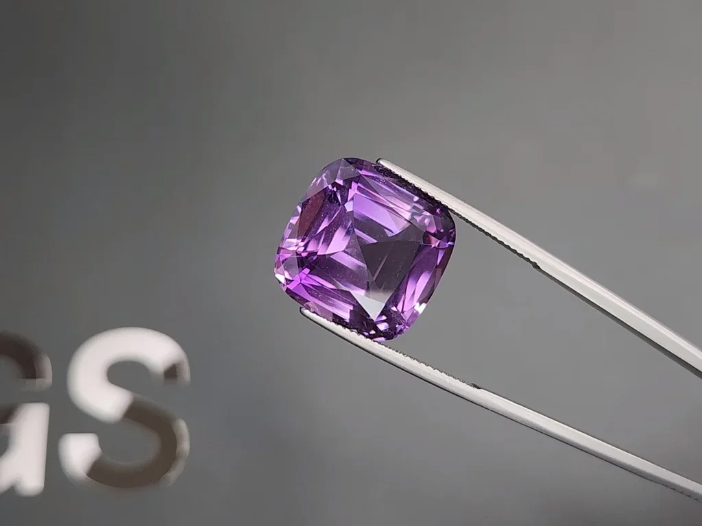 Amethyst cushion cut 18.86 carats, Brazil  Image №3