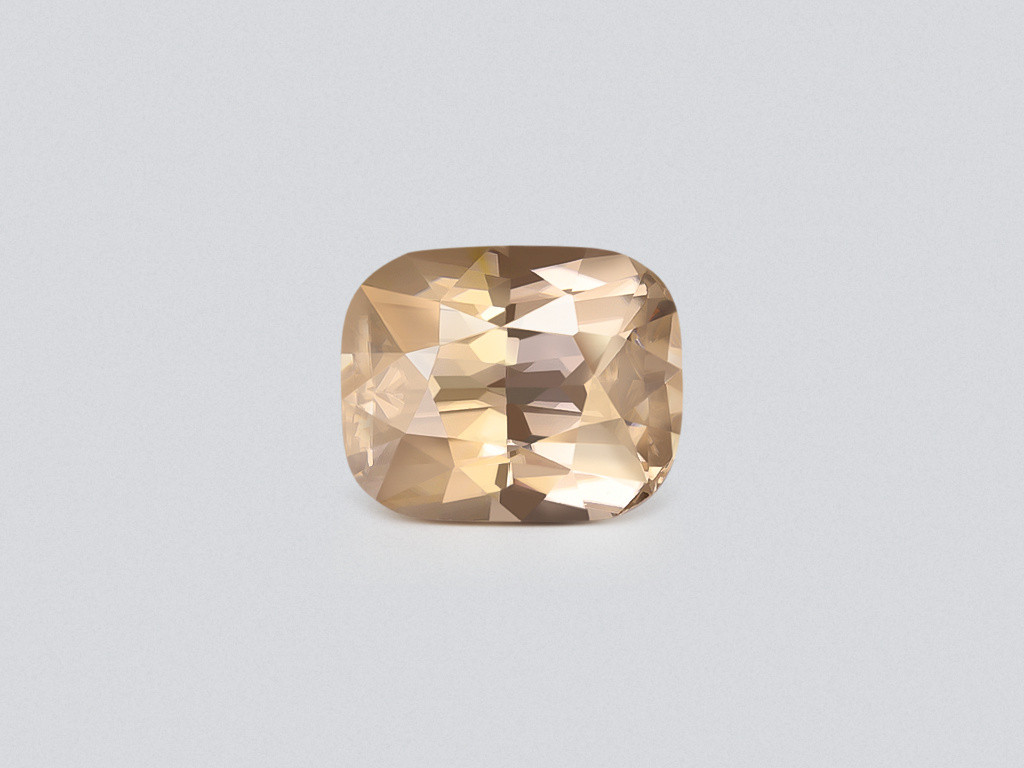 De circón marrón de talla cojín 10.30 carats, Tanzania Image №1