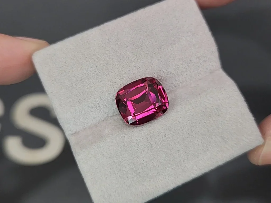 Rhodolith-granat im kissenschliff 6,79 carats, Tansania Image №4