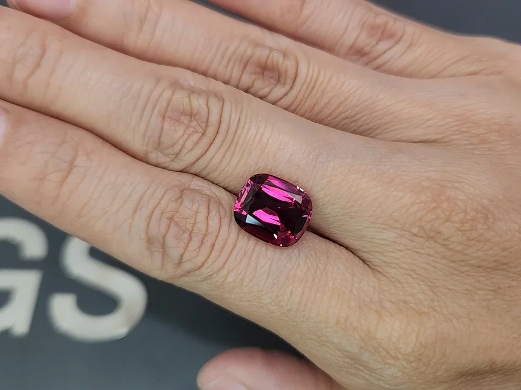 Rhodolith-granat im kissenschliff 6,79 carats, Tansania Image №2