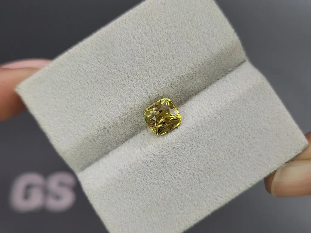 Chrysoberyll kissenförmiger 1,60 karat, Sri Lanka Image №4