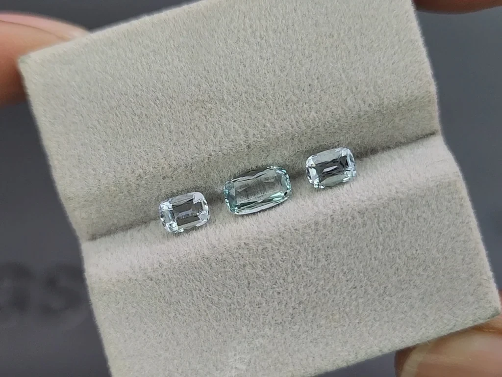 Set aus kissenförmigen aquamarinen 1,22 karat, Madagaskar Image №5