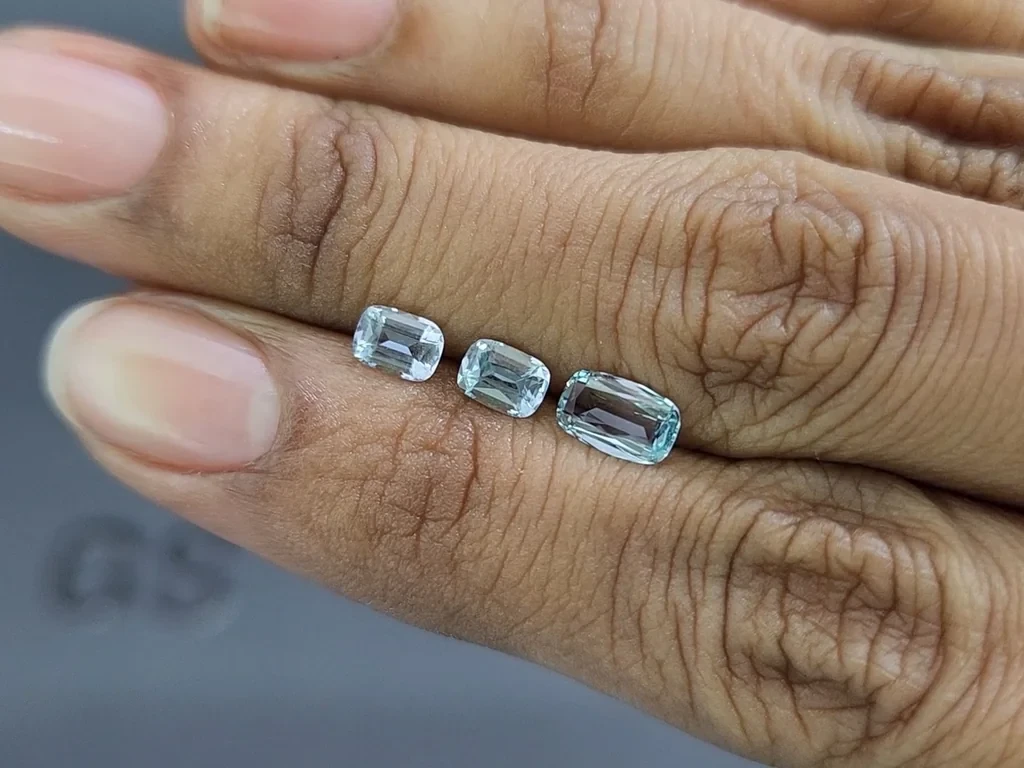 Set aus kissenförmigen aquamarinen 1,22 karat, Madagaskar Image №2