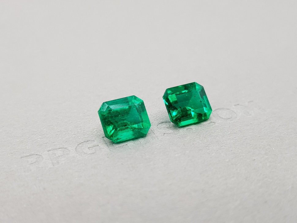 Pair of Colombian emeralds 2.94 ct from Muzo deposit, GRS Image №2