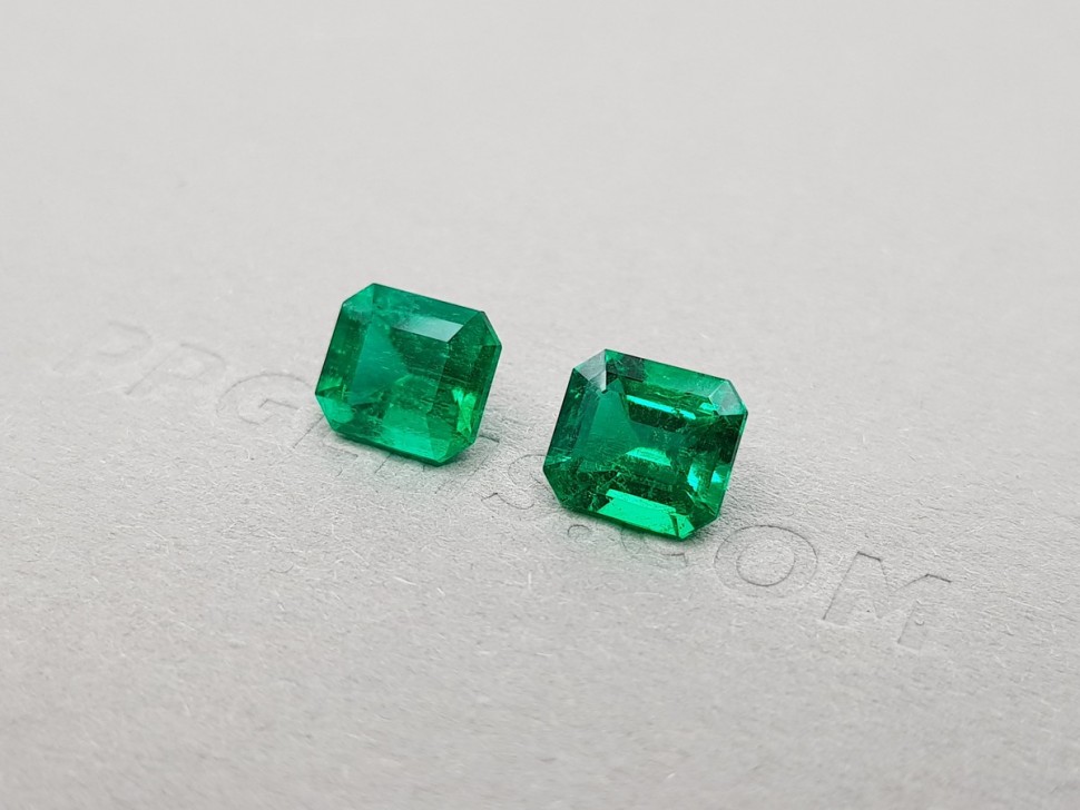 Pair of Colombian emeralds 2.94 ct from Muzo deposit, GRS Image №3