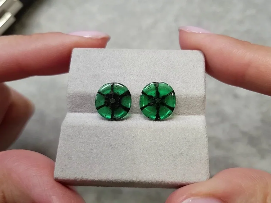 Pair of intense trapiche emeralds 5.94 ct, Colombia Image №4