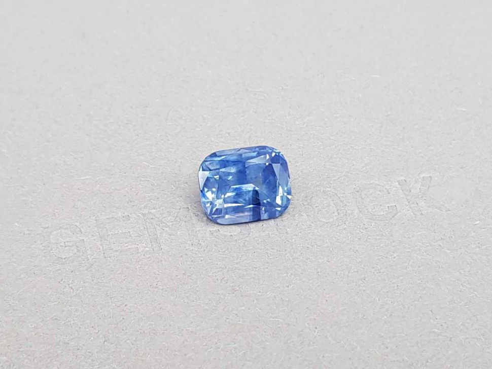 Unheated blue sapphire in cushion cut 6.07 ct, Madagascar Image №2