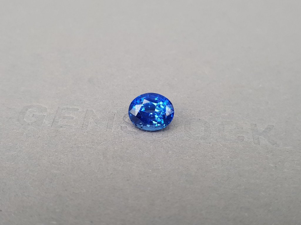 Intense сornflower blue sapphire in oval cut 2.79 ct, Sri Lanka Image №3
