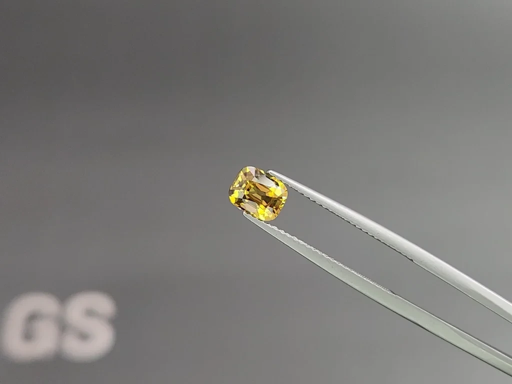 Crisoberilo de talla cojín de 1,22 quilates, Sri Lanka   Image №3