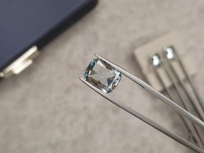Radiant cut aquamarine 4.44 carats photo