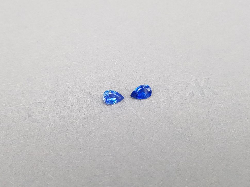Pair of intense blue sapphires pear cut 0.72 ct, Sri Lanka Image №2