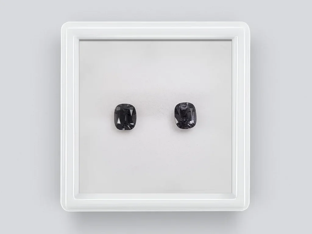 Pair of dark gray cushion cut spinels 1.63 carats, Burma Image №1