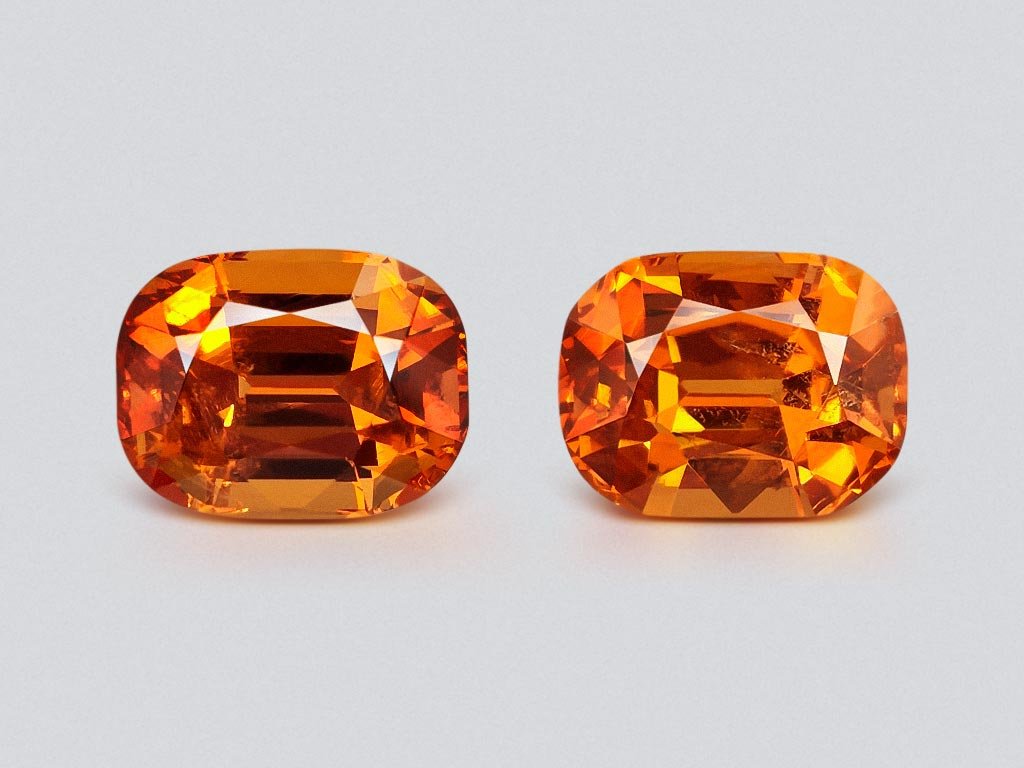 Pair of large cushion cut Fanta spessartines 15.09 carats  Image №1