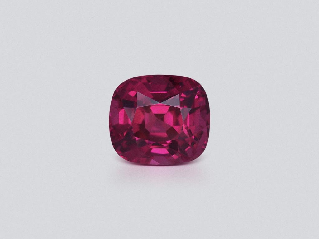 Grenat rhodolite en serti coussin 3,23 carats, Tanzanie Image №1