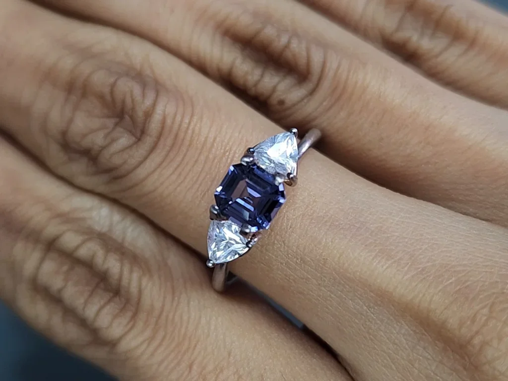 Spinelle lavande taille octogonale de 1,08 carats, Tanzanie Image №5