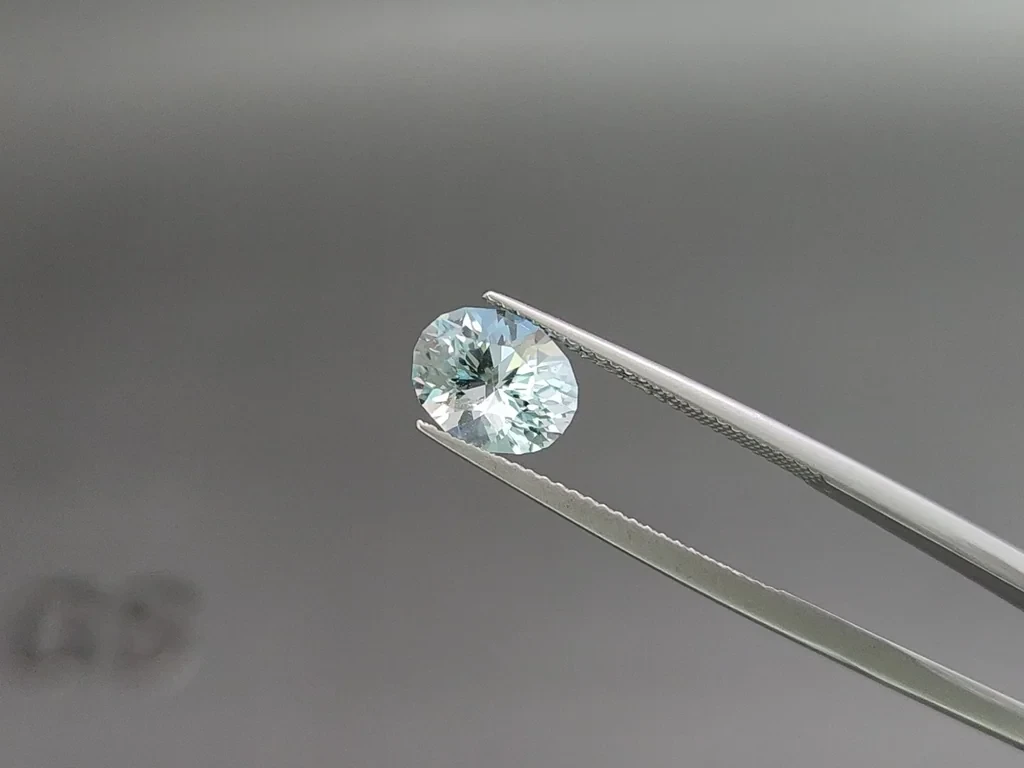 Aigue-marine ovale de 1,99 carat, Madagascar  Image №3