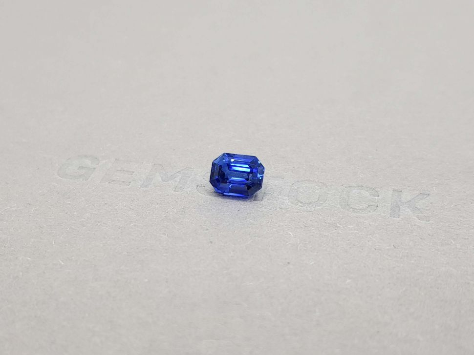 Intense blue sapphire, octagon cut, 1.79 ct, Sri Lanka Image №3