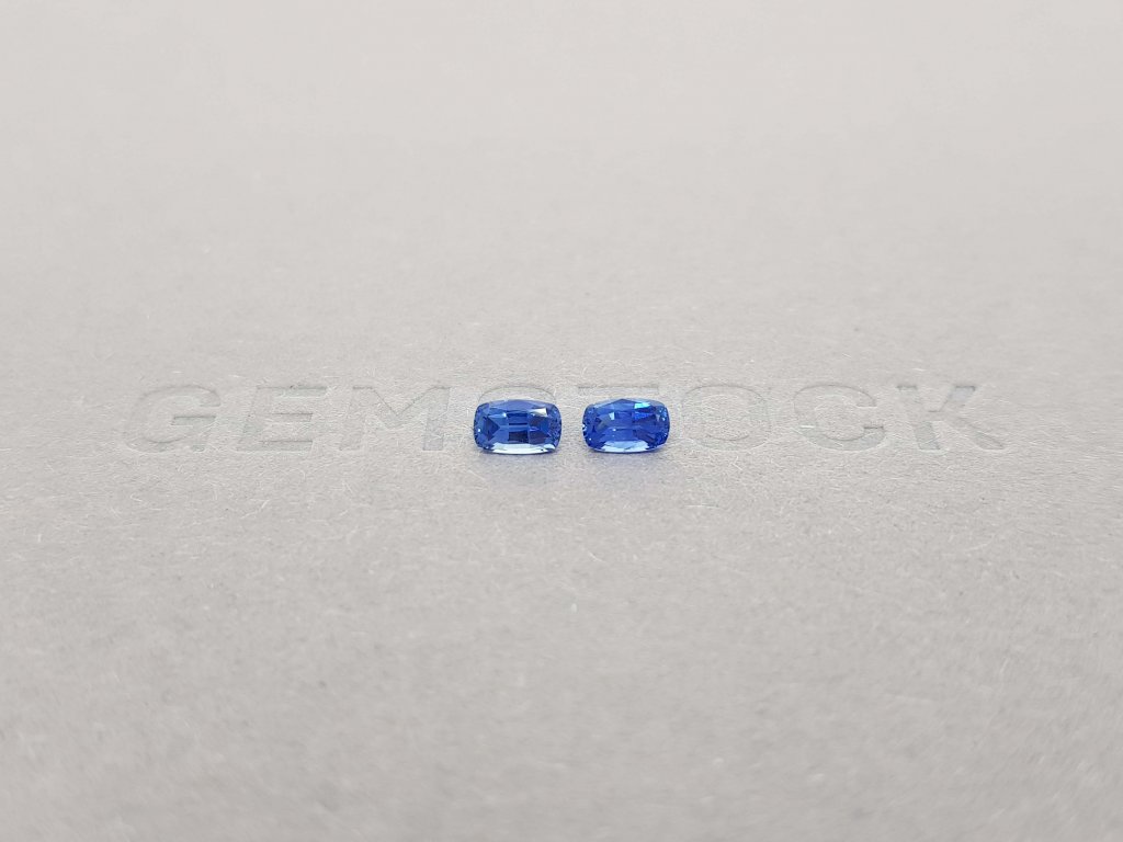 Pair of blue cushion cut sapphires 0.73 ct Image №1