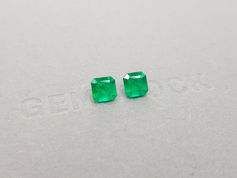 Pair of octagon-cut emeralds 2.08 ct, Colombia Image №2