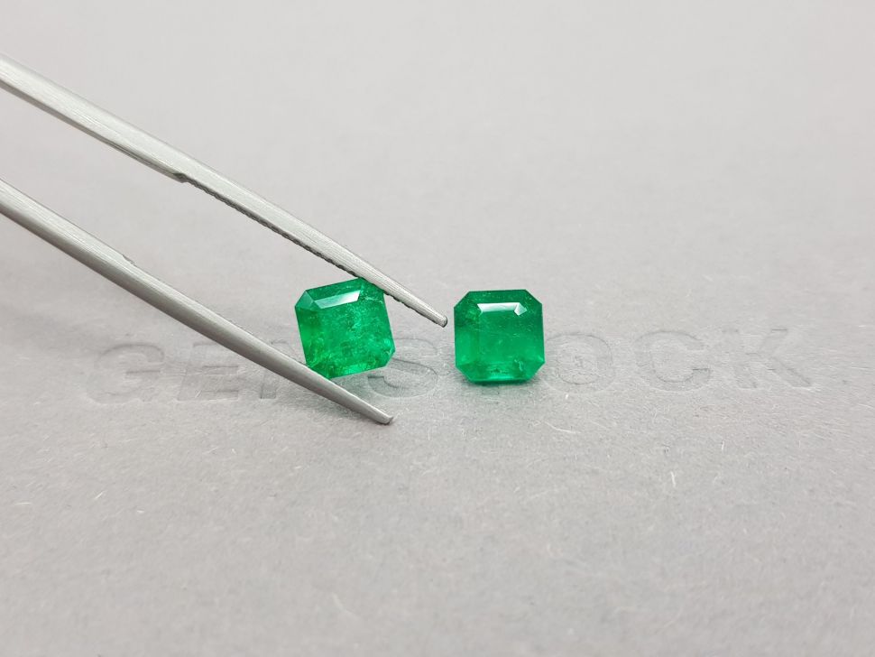 Pair of octagon-cut emeralds 2.08 ct, Colombia Image №4