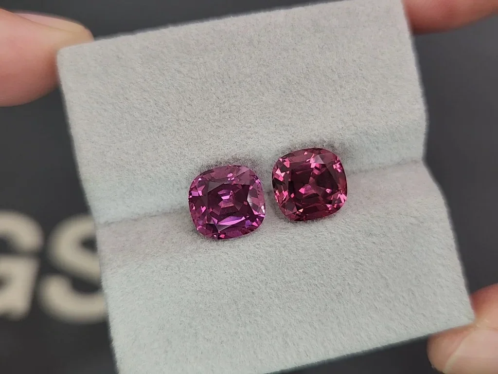 Par de piedras preciosas de rodolita morada de talla cojín de 6,62 ct, Tanzania Image №4
