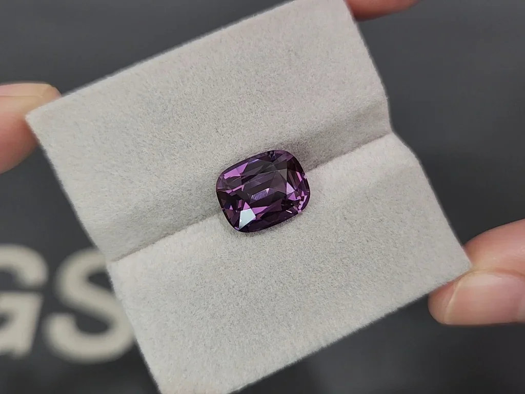 Purple spinel cushion cut 5.54 carats, Tanzania Image №4