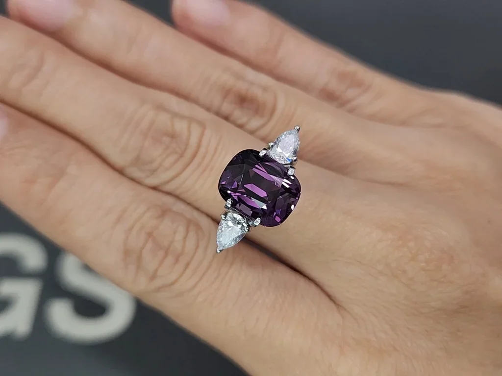 Purple spinel cushion cut 5.54 carats, Tanzania Image №5