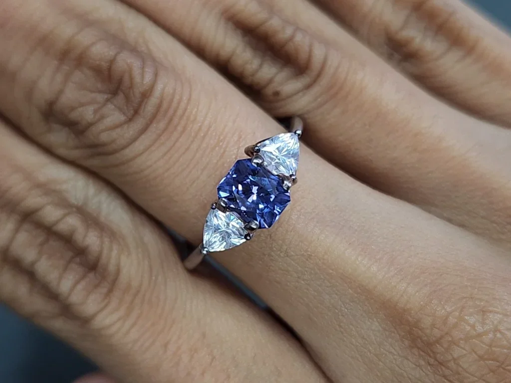 Spinelle lavande taille radiant 1,15 ct Tanzanie Image №5