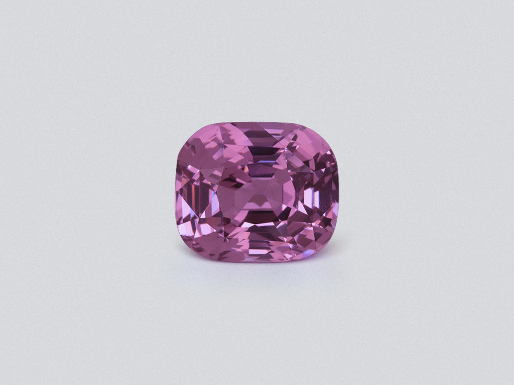 Espinela morada de talla cojín de 5,02 quilates, Birmania Image №1