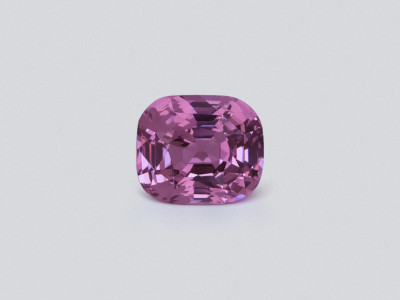 Espinela morada de talla cojín de 5,02 quilates, Birmania photo