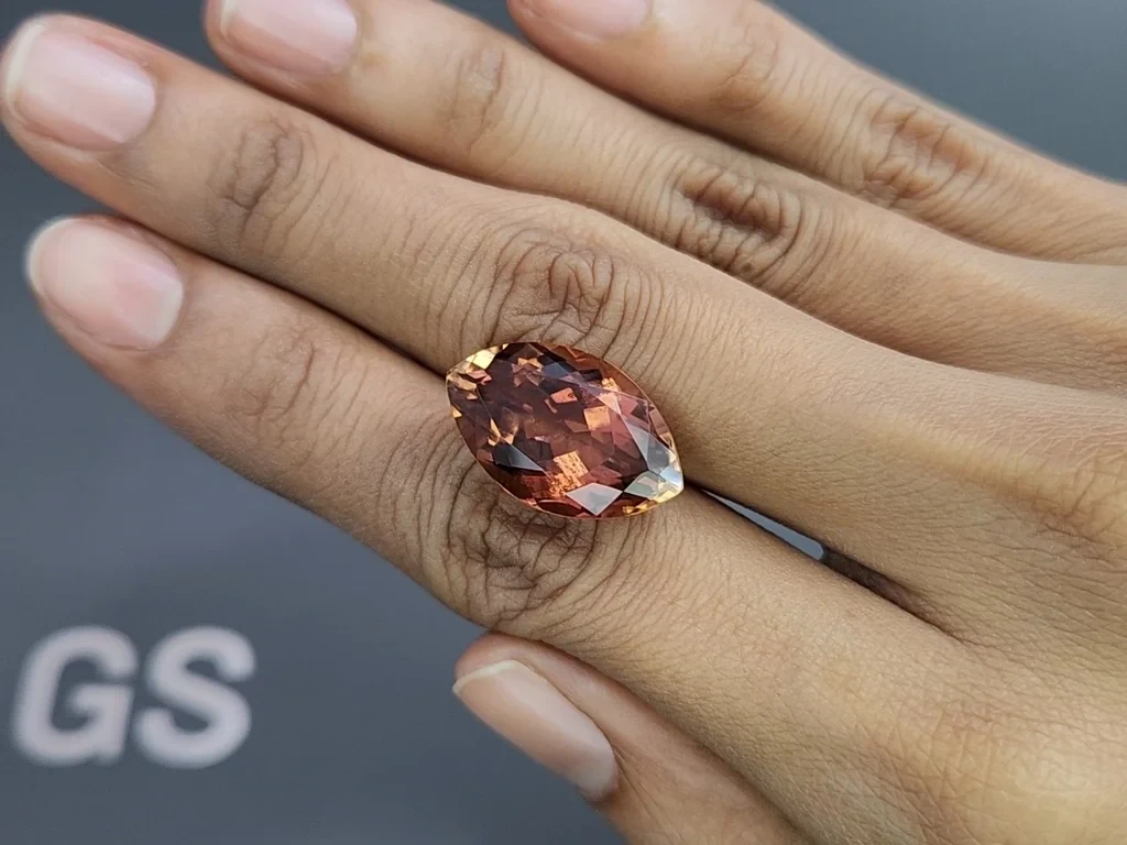 Orange pink tourmaline  marquise cut 14.50 carats, Africa Image №2