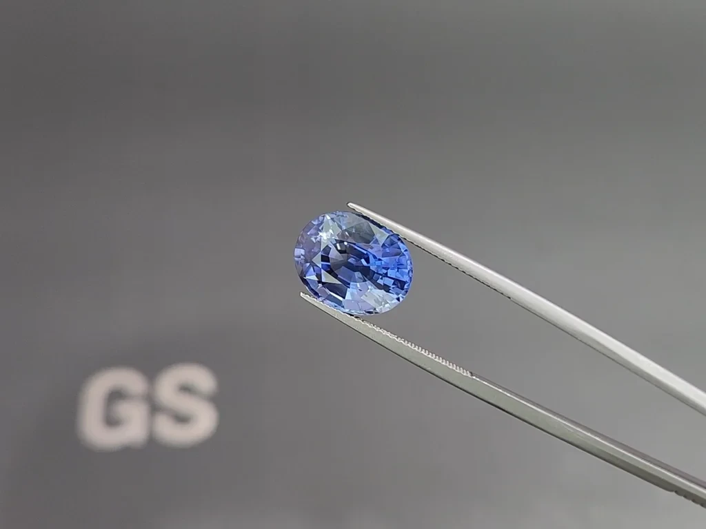 Saphir bleu ovale de 8,81 carats, Sri Lanka Image №3