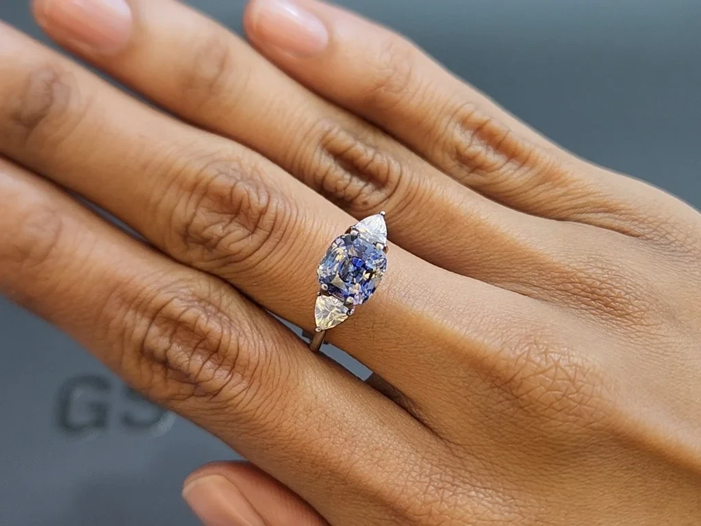 Unbehandelter zweifarbiger saphir im kissenschliff 4,15 karat, Sri Lanka Image №5