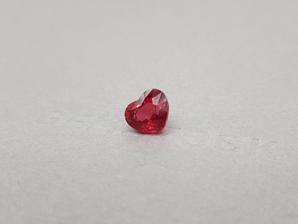 Rare bright red Mahenge heart-cut spinel 4.00 ct Image №3