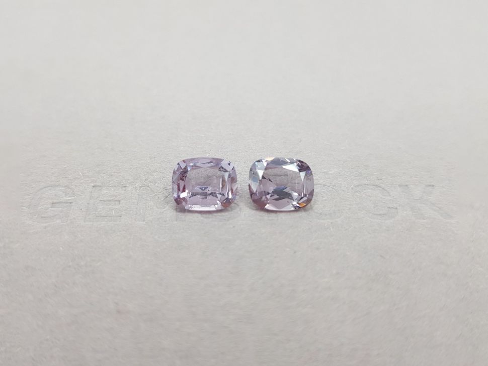 Pair of cushion-cut Mauve spinels 2.90 ct Image №1
