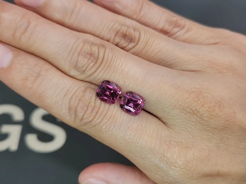 Pair of purple rhodolite cushion cut 4.91 carats, Tanzania Image №2