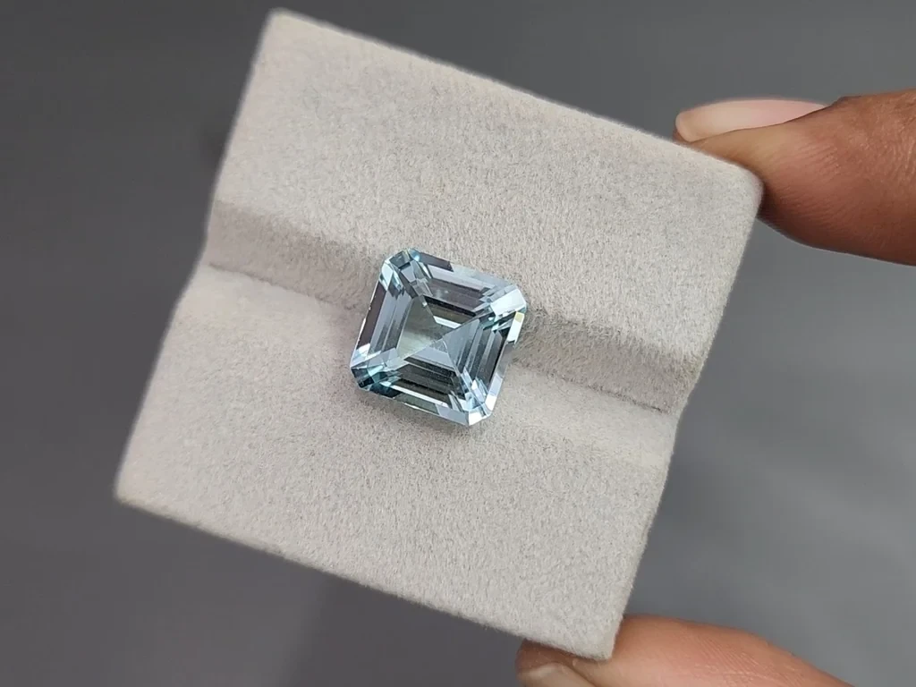 Aigue-marine taille asscher, 6,56 carats, Madagascar Image №4