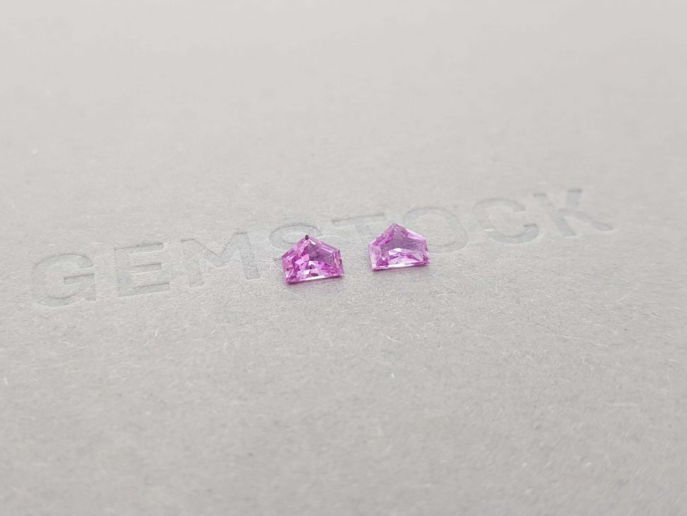 Pair of fancy cut pink sapphires 0.68 ct Image №2