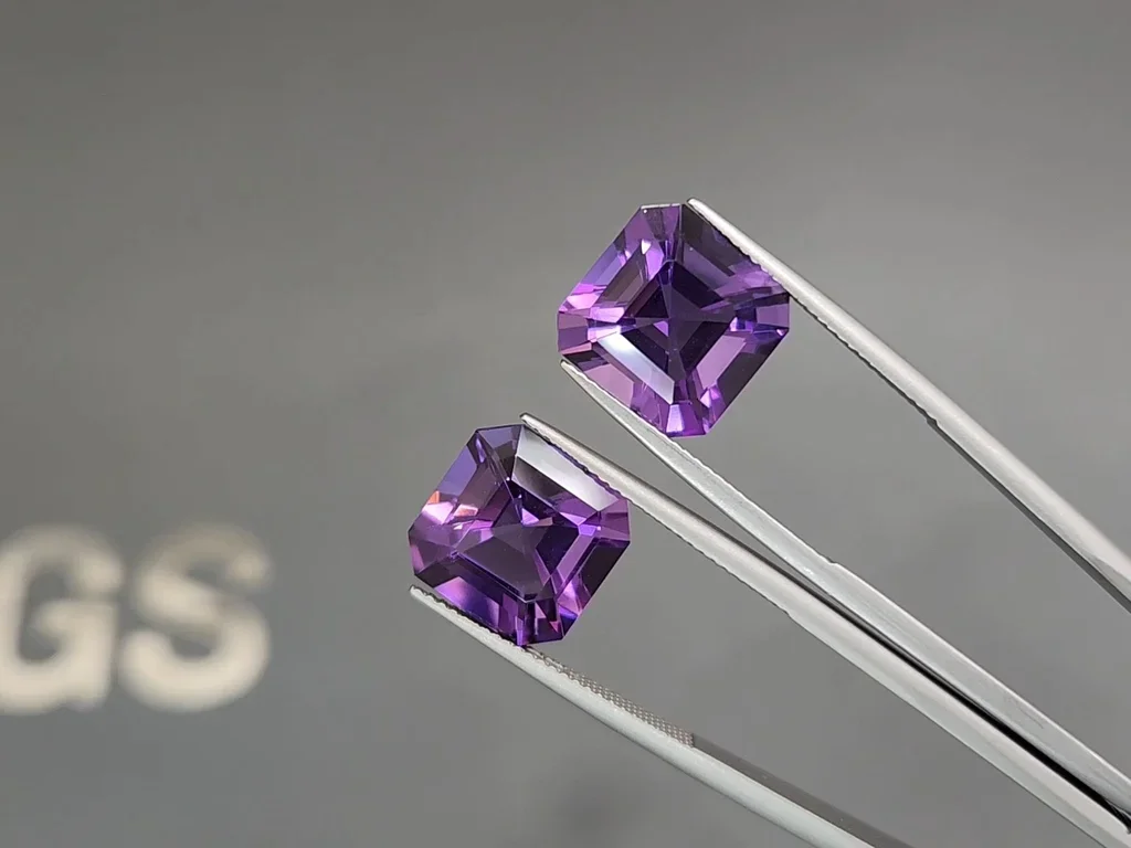 Set of three intense violet amethysts in asscher cut 22.17 carats, Sri Lanka Image №4