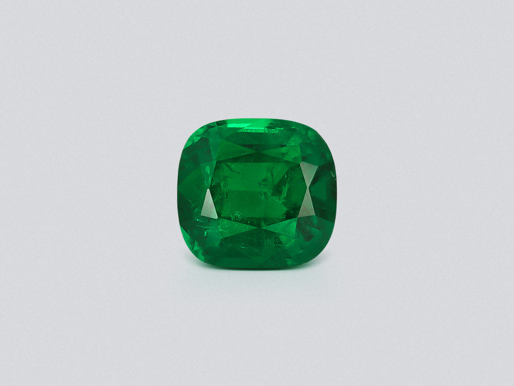 Émeraude vert vif taille coussin 1,84 carats, Pakistan Image №1