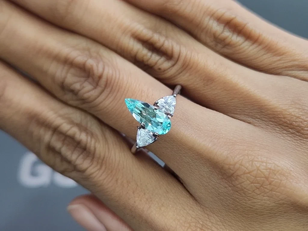 Tourmaline Paraiba taille poire 1,30 carat, Afrique Image №5