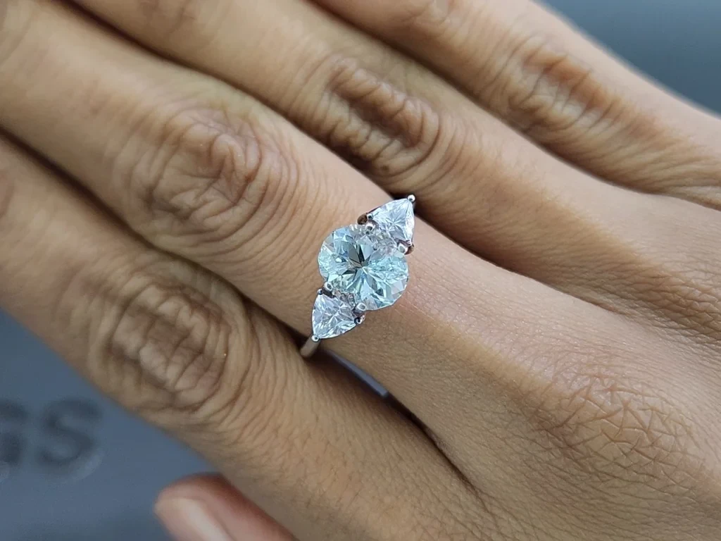 Aigue-marine ovale de 1,82 carat, Madagascar  Image №5