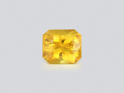Saphir Leuchtend gelber radiant-schliff 1,64 karat, Sri Lanka photo