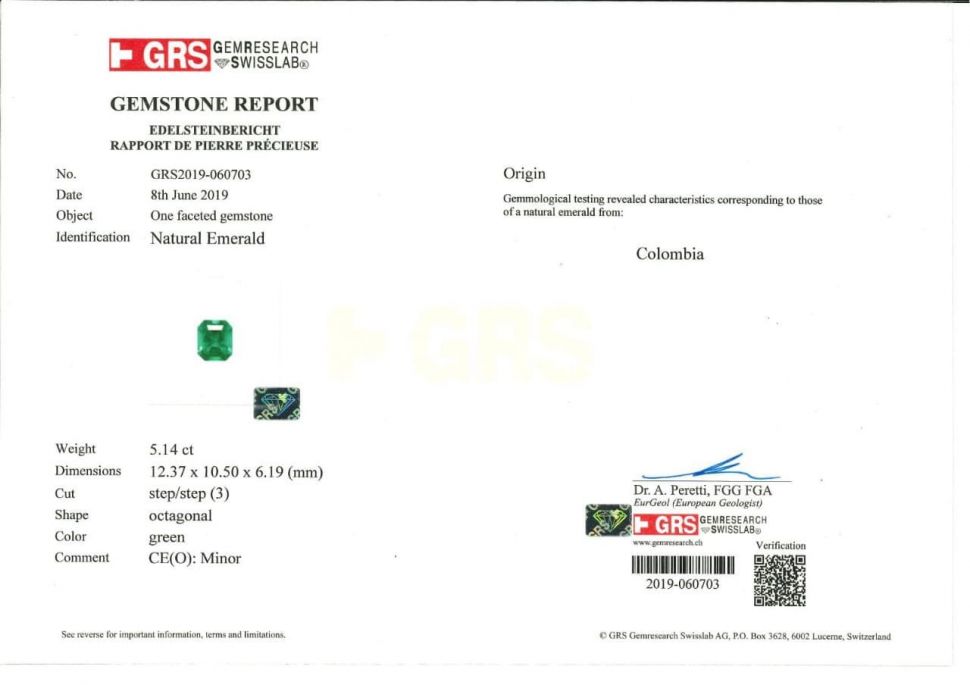 Certificate A pair of top quality Colombian emeralds, 11.01 ct, GRS