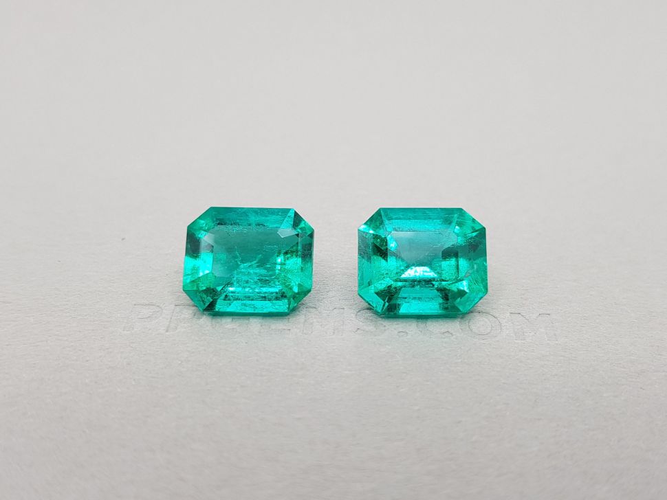 A pair of top quality Colombian emeralds, 11.01 ct, GRS Image №2