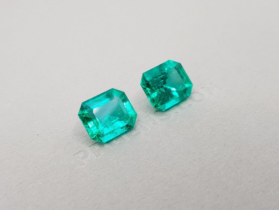 A pair of top quality Colombian emeralds, 11.01 ct, GRS Image №3