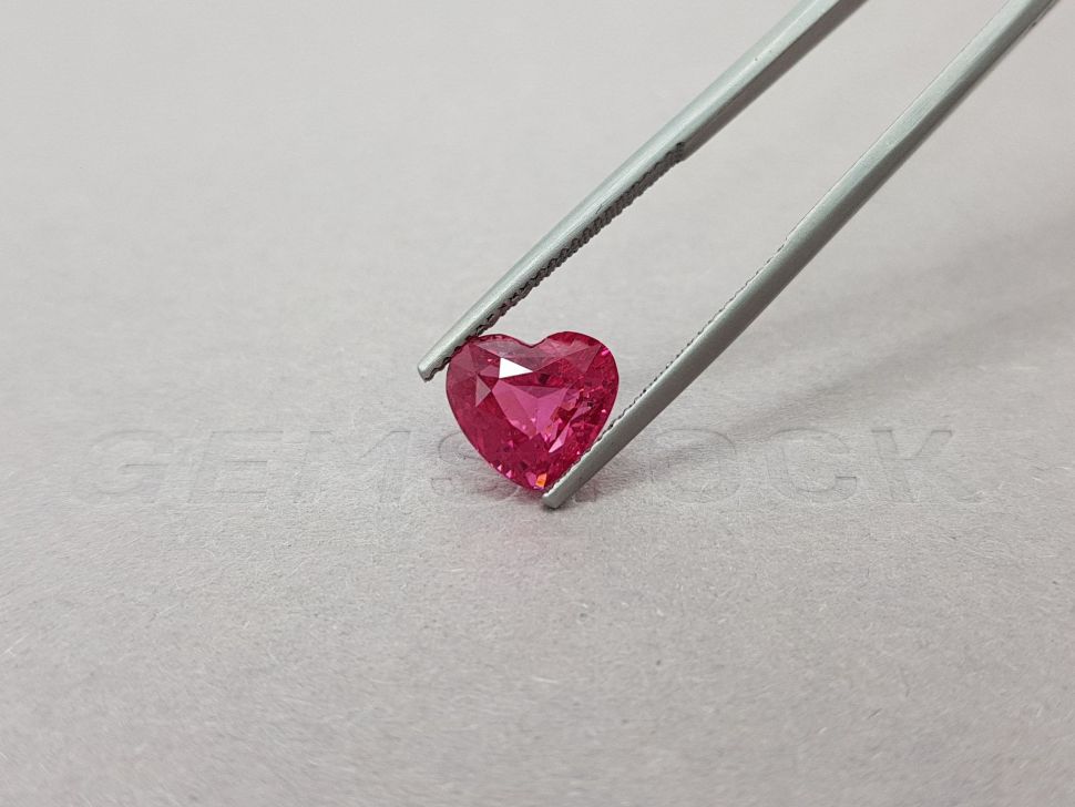 Pink Mahenge heart cut spinel 3.65 ct, Tanzania Image №4